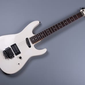 Tokai 1ハム Custom Edition Tokai Custom Edition White Made in Japan 1980s ST Type Solid