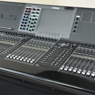 Yamaha CL5 72-Channel Digital Mixing Console CG00W41 image 4