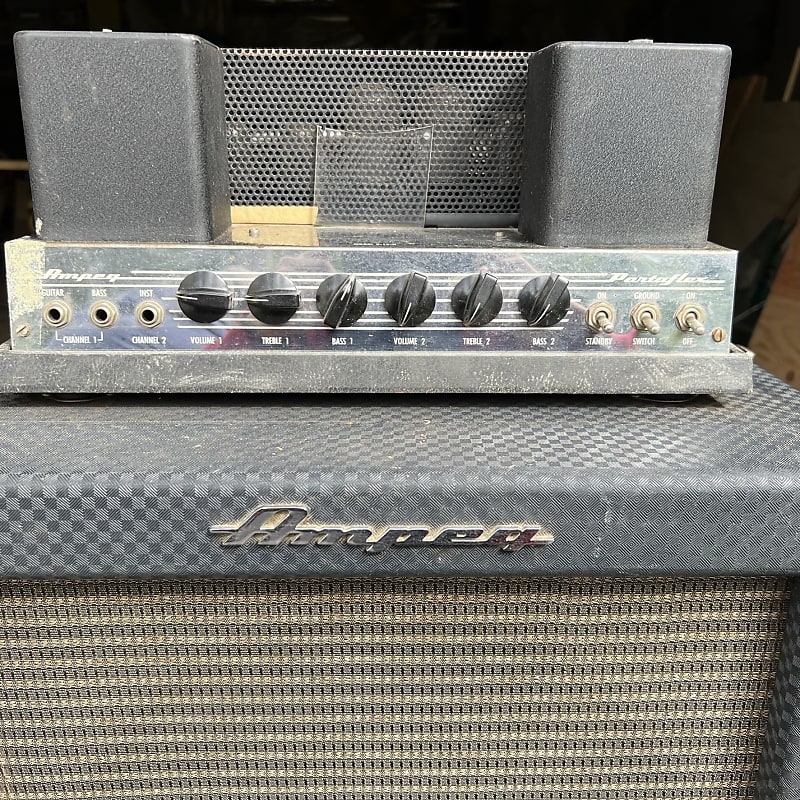 Ampeg B-15N Portaflex 25-Watt 1x15