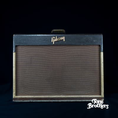 RARE! 1957 Gibson GA-55V Twin Amp (Two-Tone) for sale