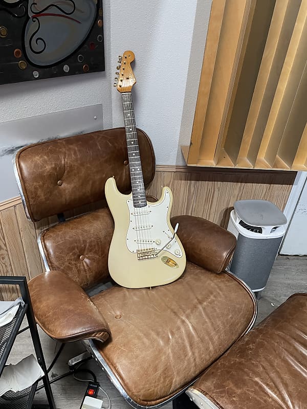Fender American Vintage '62 Stratocaster 1985 - 1989 (Corona