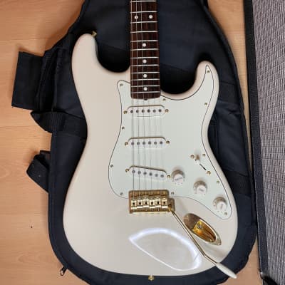 Daybreak stratocaster store