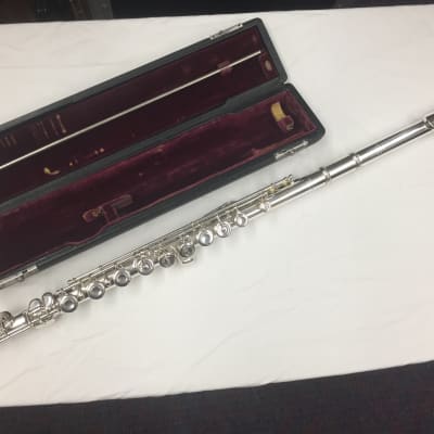 Verne Q Powell-Handmade-3 Digit Serial Number Flute-Restored-Pristine-Incredible! image 2