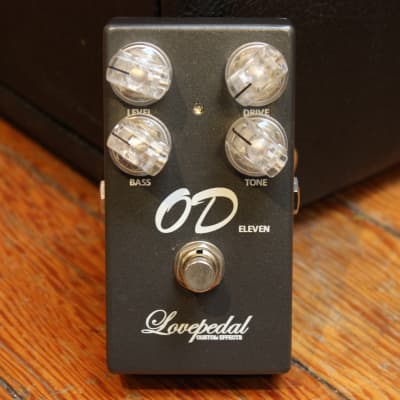 【数々のアワードを受賞】 les / lovepedal luis（Lovepedal MusicRadar） | review Lius Les ギター