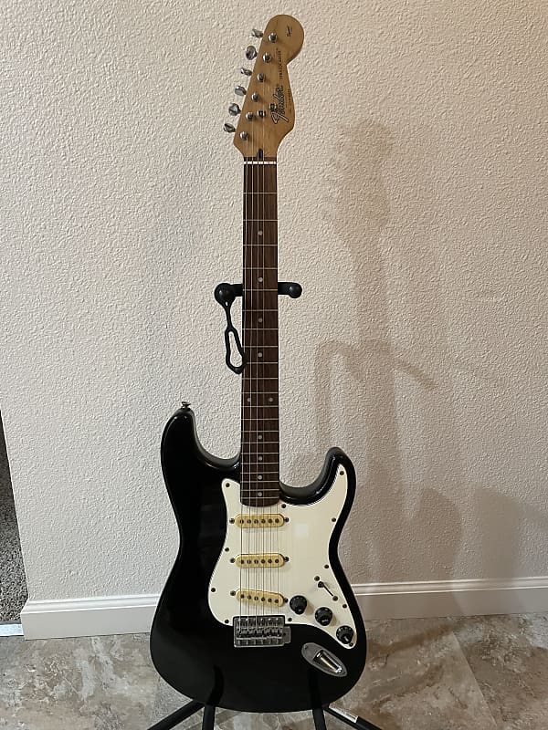 Fender Stratocaster Made in Korea 90s Black Squier Series image 1