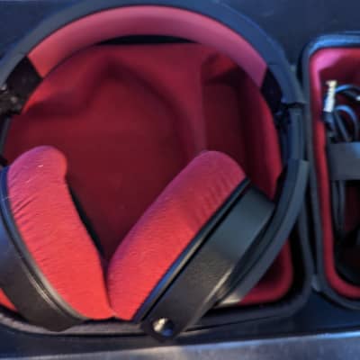 Focal Listen Pro 2020's - Red / Black image 1