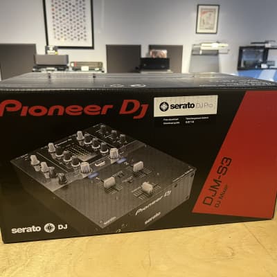 Pioneer DJ DJM-S3 Serato 2-Channel DJ mixer - Factory Sealed! image 3