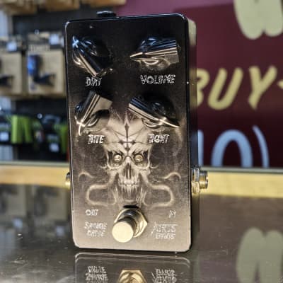 Reverb.com listing, price, conditions, and images for airis-effects-savage-drive