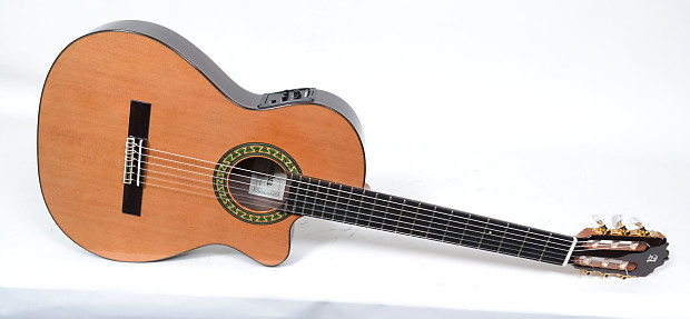 Alhambra 5PCT Conservatory Full-scale Nylon-string Cutaway Thinline Acoustic-electric  Classical Guitar - Natural