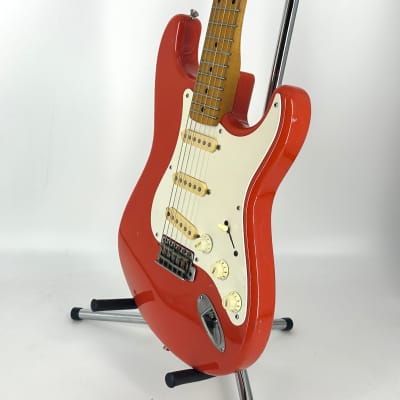1991 Fender Squier Hank Marvin Japan Stratocaster – Fiesta Red image 9