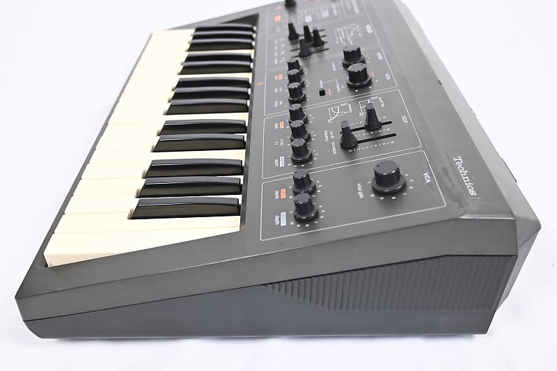 Technics Sy-1010 Synthesizer 1980