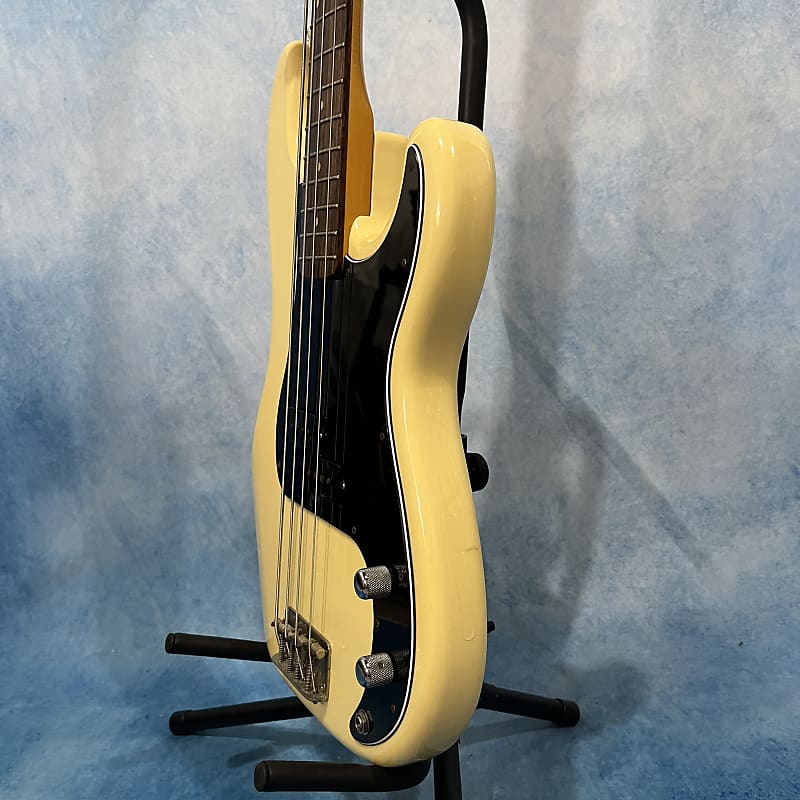 中古】Edwards / E-PB-83R/LT Vintage White 【梅田店