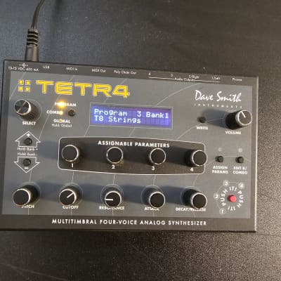 Dave Smith Instruments Tetra Desktop 4-Voice Polyphonic Synthesizer 2009 - 2016 - Black w/case