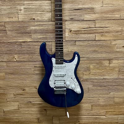 Dean Avalanche HSS Strat style guitar Made in Korea 1998 - Trans Blue image 2