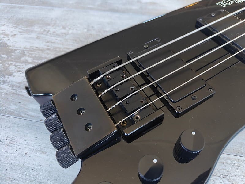 ト静】 ☆ FERNANDES THB-75 TOMAHAWK BASS ヘッドレスベース ソフト