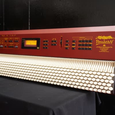 WholeTone Revolution Synthesiser Chromatic Keyboard In Box