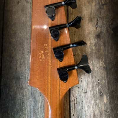 2002 Gibson Thunderbird Bass in Sunburst finish with original Gibson hard shell case image 12