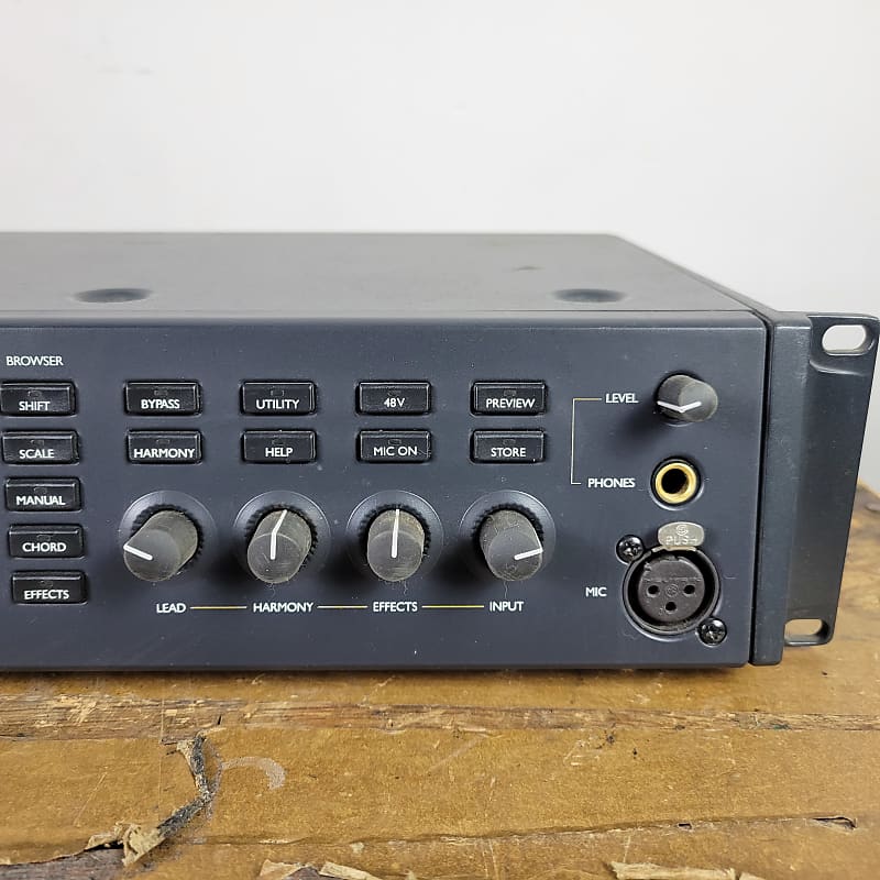 609 TC HELICON VOICEPRISM ボーカルエフェクター TC-Helicon Voiceprism Plus