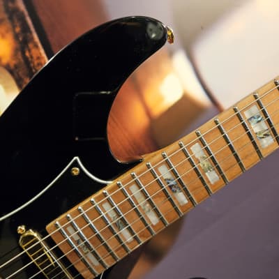 Ibanez THBB10 Tim Henson Signature Guitar AZ-Premium 6 String + Gigbag image 2