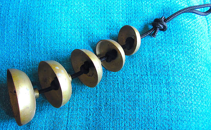 Bell String - Vintage image 1