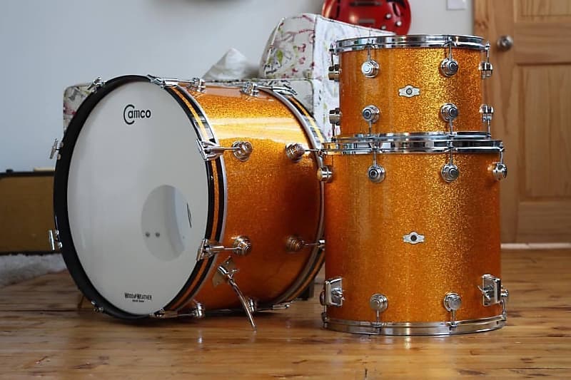 1960s Oaklawn Camco Drum Kit in Gold Glitter 22/13/16 | Reverb UK