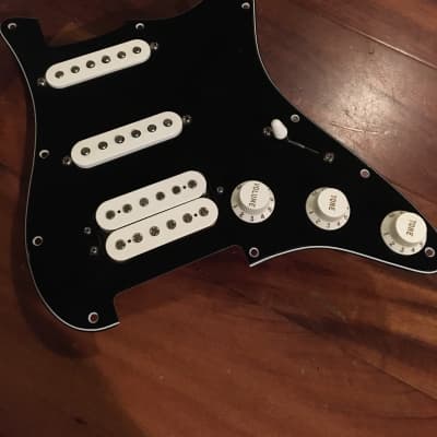 Loaded Pickguard Fender Strat Player Plus Hot Noiseless Push Pull