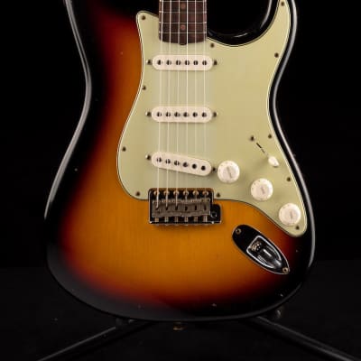Fender Custom Shop Bonetone 1962 Stratocaster Journeyman Relic 3-Tone Sunburst image 2