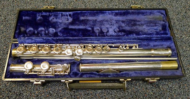 Gemeinhardt M2 Flute with hard case and metal rod, Made in Elkhart