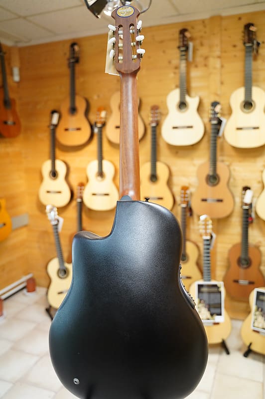 Ovation Celebrity CC049s Classic=rare nylon string model