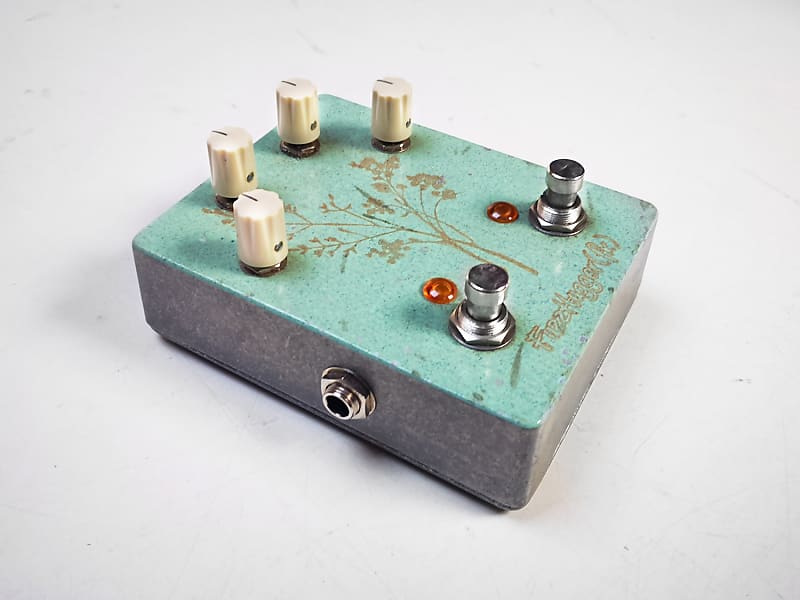 FuzzHugger AB-SYNTH Oscillating Fuzz (Absynthe)