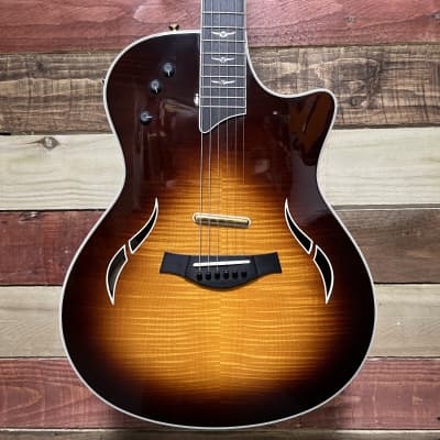 Taylor T5 C1 ブラック　フレイムメイプル (アメリカ製) Taylor T5C1 Flame Maple Red Edgeburst Acoustic Electric