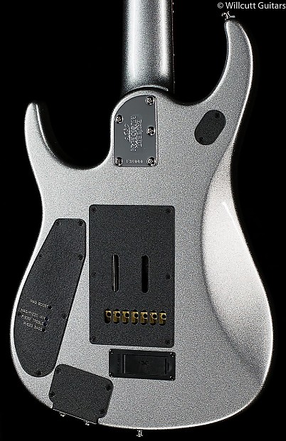 Ernie Ball Music Man JP13 7-String Platinum Silver (000