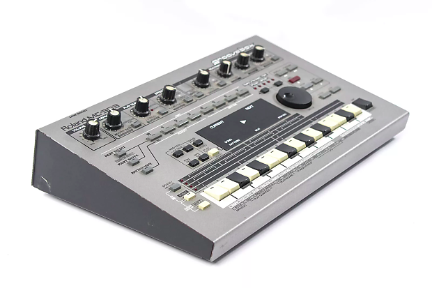 Roland MC-303 Groovebox 1990 - 1998 image 1
