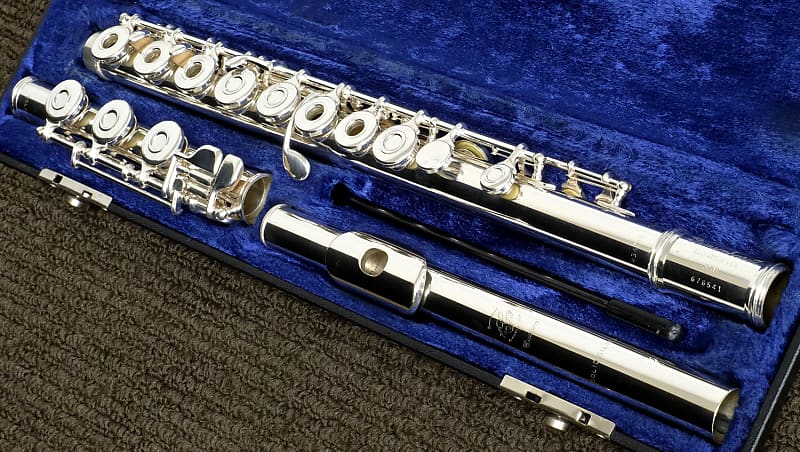 Gemeinhardt solid silver deals flute