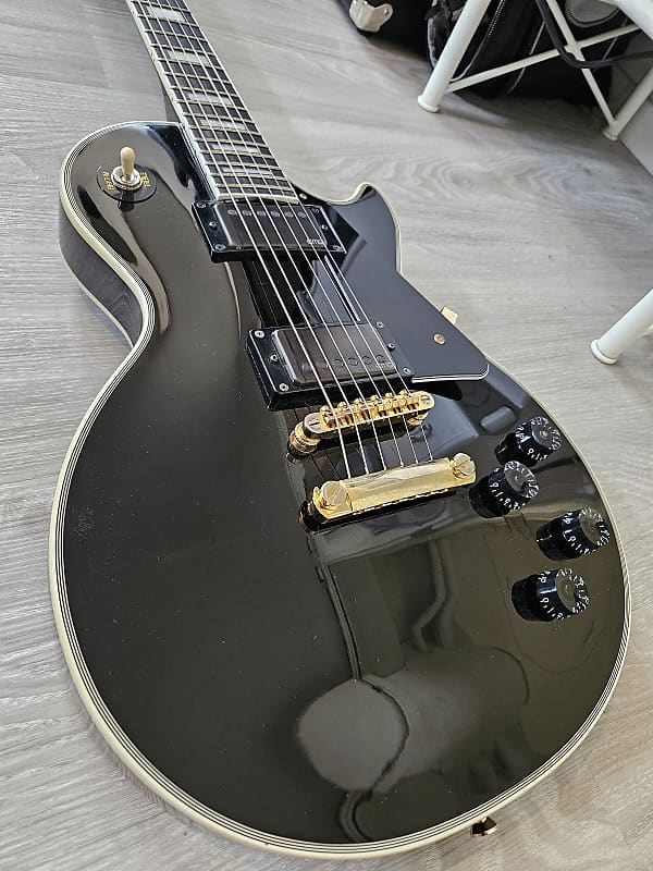 Epiphone Les Paul Custom Modified Ebony EMG Pickups Brass