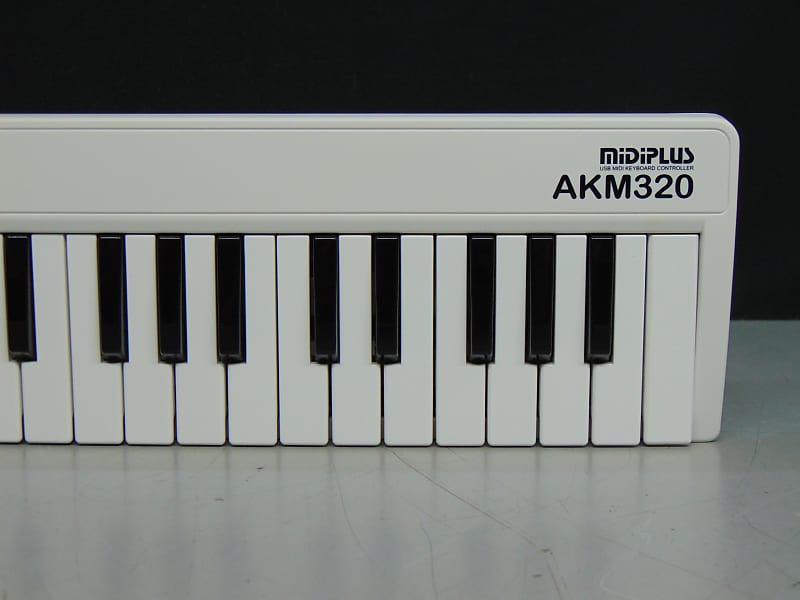 MIDIPlus AKM320 32-Key Mini USB MIDI Keyboard Controller