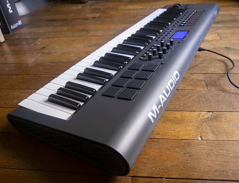 M-Audio Axiom 61 USB/MIDI Keyboard Controller 9900-51413-10 B&H