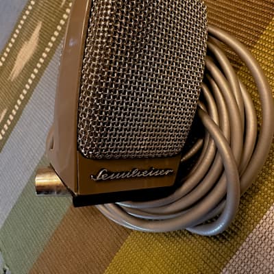 TURNER（ターナー）22D Microphone ダイナミックマイクロフォン TURNER（ターナー）22D Microphone ダイナミックマイクロフォン