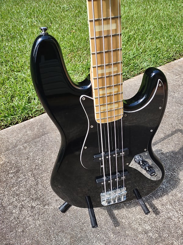 Squier Vintage Modified '77 Jazz Bass | Reverb