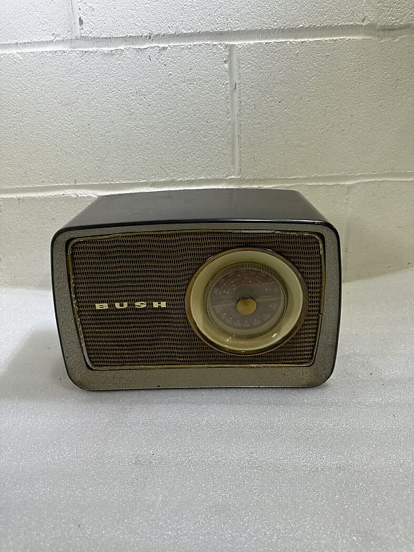 BUSH DAC70 1960,S VINTAGE VALVE RADIO RECENT Untested .  			
