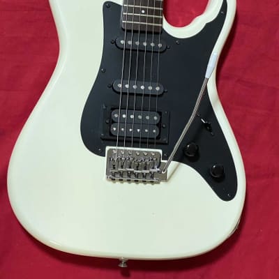 ヴィンテージ！AriaProⅡ hellionシリーズ ストラト ヴィンテージ！AriaProⅡ hellionシリーズ ストラト