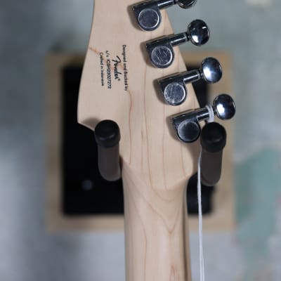 Mint Squier Mini Stratocaster V2 with Laurel Fretboard - Dakota Red image 5