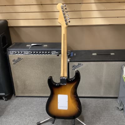 Fender Stratocaster 60th Anniversary, '54 Reissue, Limited Edition of 1,954, Two Tone Sunburst image 7