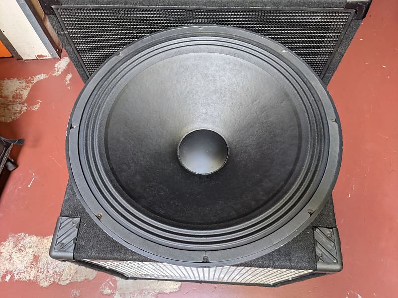 JBL E155-8 High Efficiency 400 Watt 8 Ohm 18