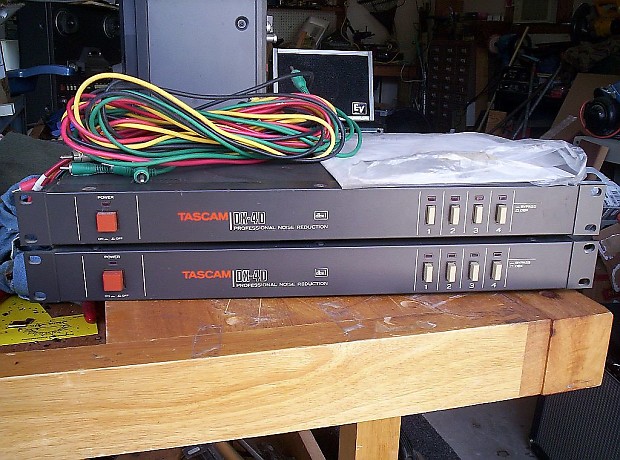 Pair of TASCAM DX-40 Noise Reduction Units | Reverb