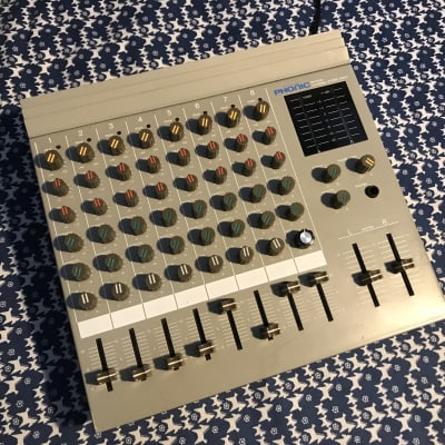 spares/repairs - rare Phonic  BKX8800 Analogue Vintage Mixer image 1