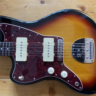 LEFTY! Fender Jazzmaster MIJ Left Handed 2021 Alder Sunburst w/ Fender Lefty HSC image 13