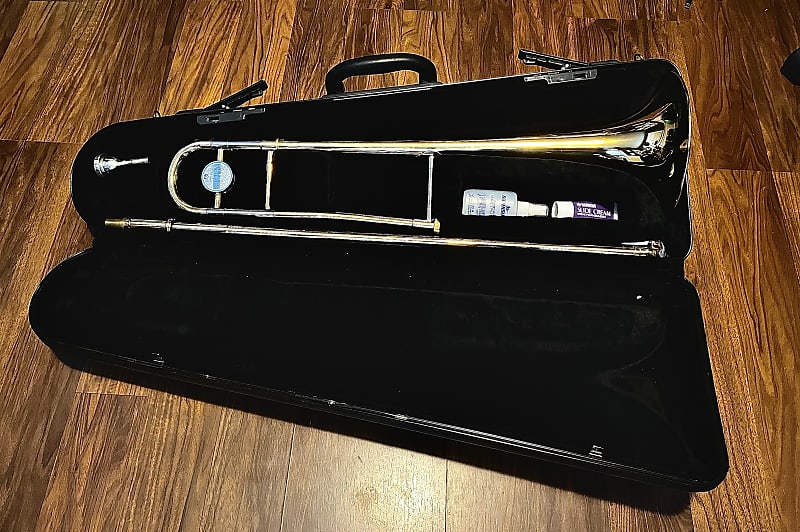 Yamaha YSL200AD Advantage Tenor Trombone 2010s Brass Reverb