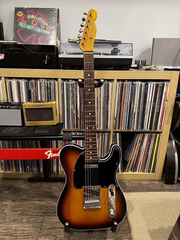 ギター Fender Japan custom Telecaster Fender Telecaster Custom Made In Japan Burst, 1985 | www