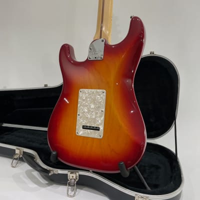 Fender American Deluxe Stratocaster Ash with Maple Fretboard 2004 - 2010 - Aged Cherry Burst image 7